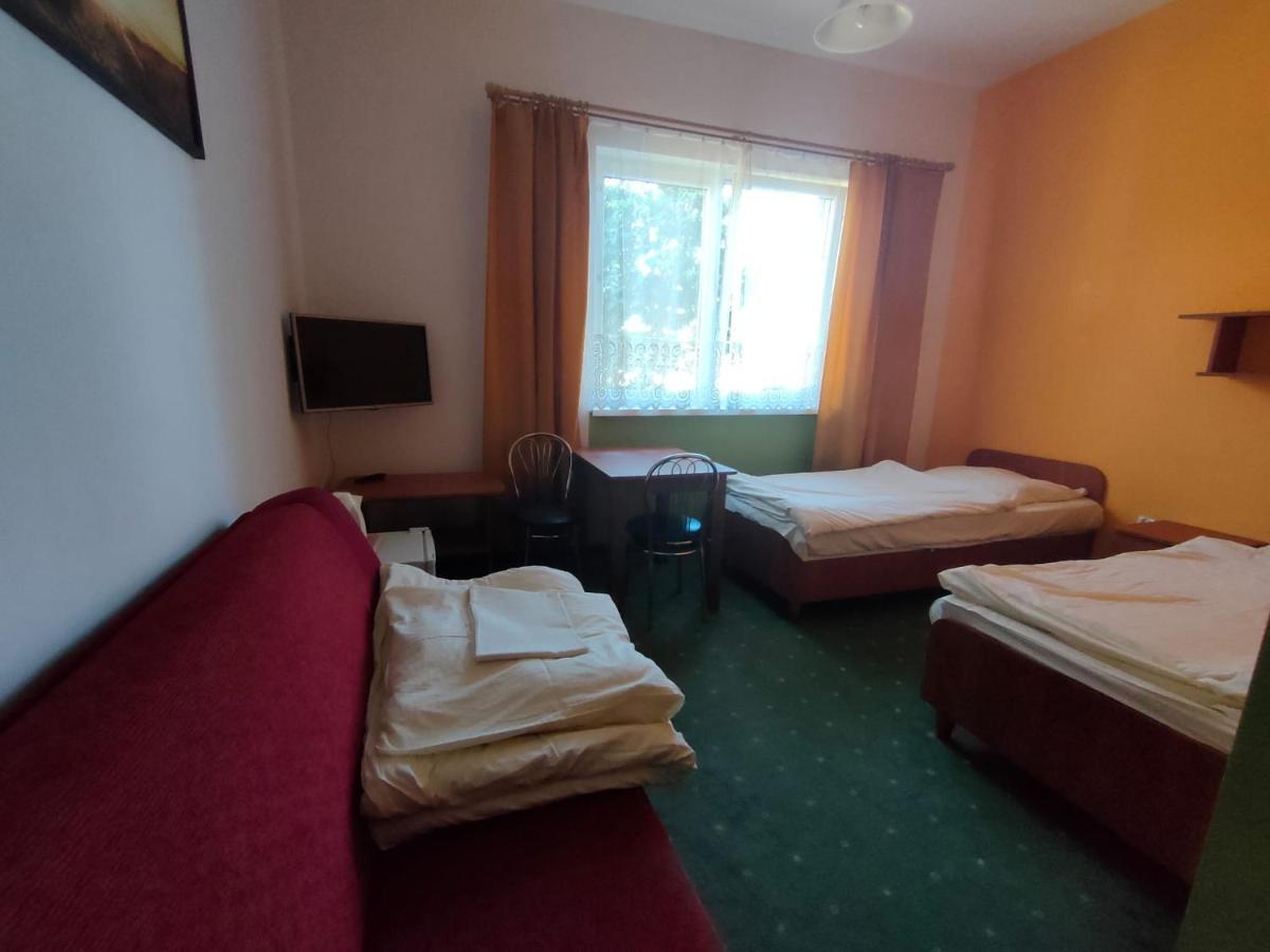 Joda Pokoje Goscinne Rewal Bagian luar foto