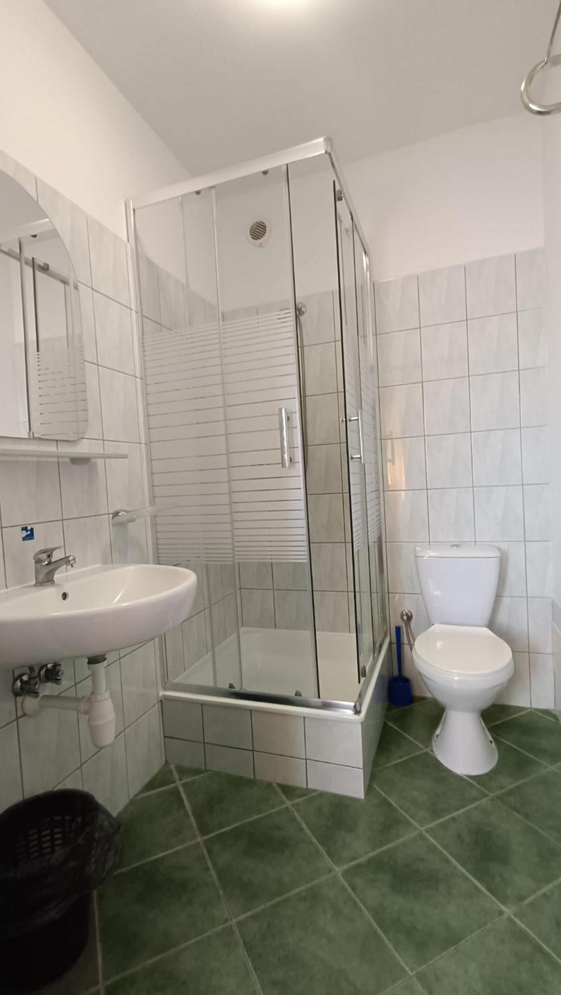 Joda Pokoje Goscinne Rewal Bagian luar foto