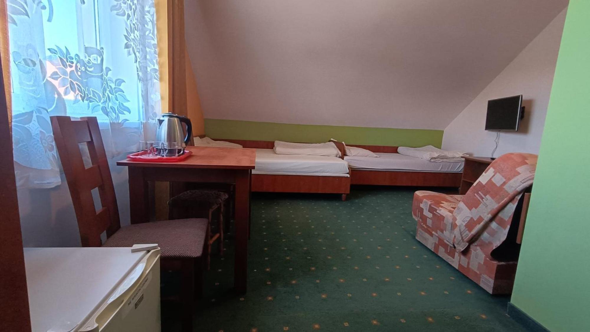 Joda Pokoje Goscinne Rewal Bagian luar foto