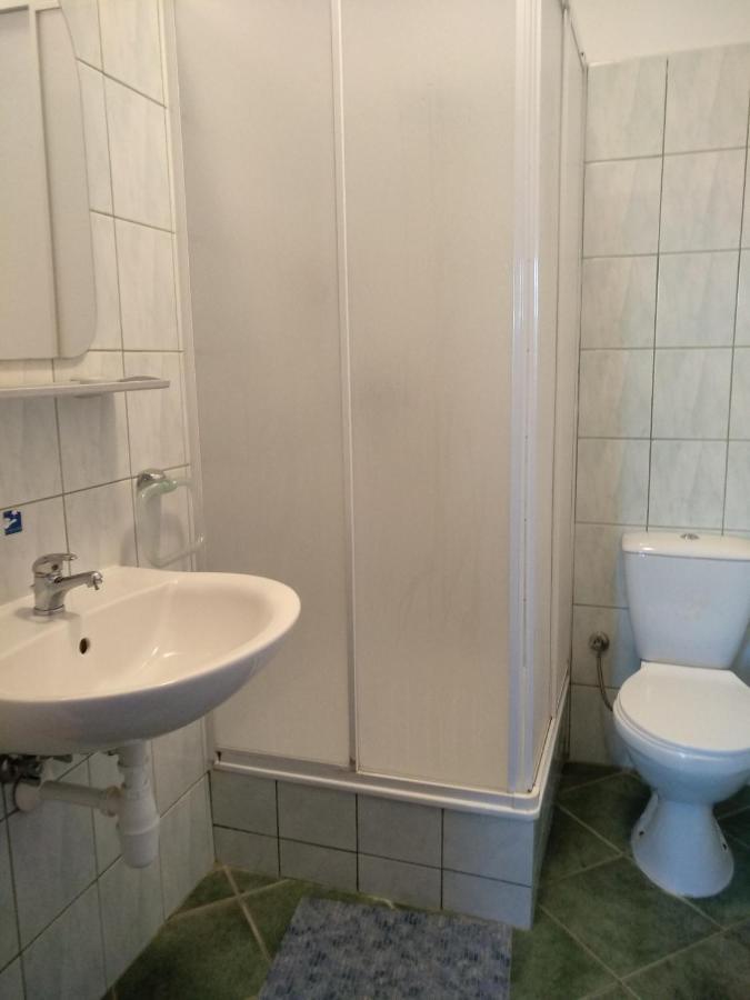Joda Pokoje Goscinne Rewal Bagian luar foto