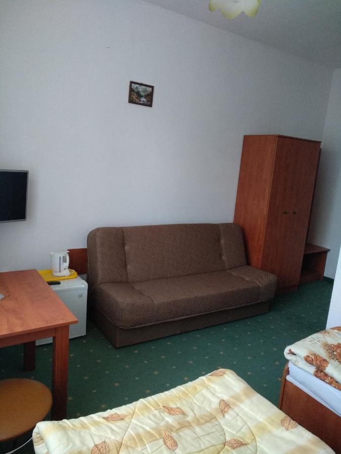 Joda Pokoje Goscinne Rewal Bagian luar foto
