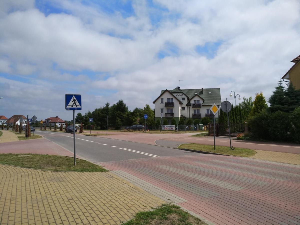 Joda Pokoje Goscinne Rewal Bagian luar foto